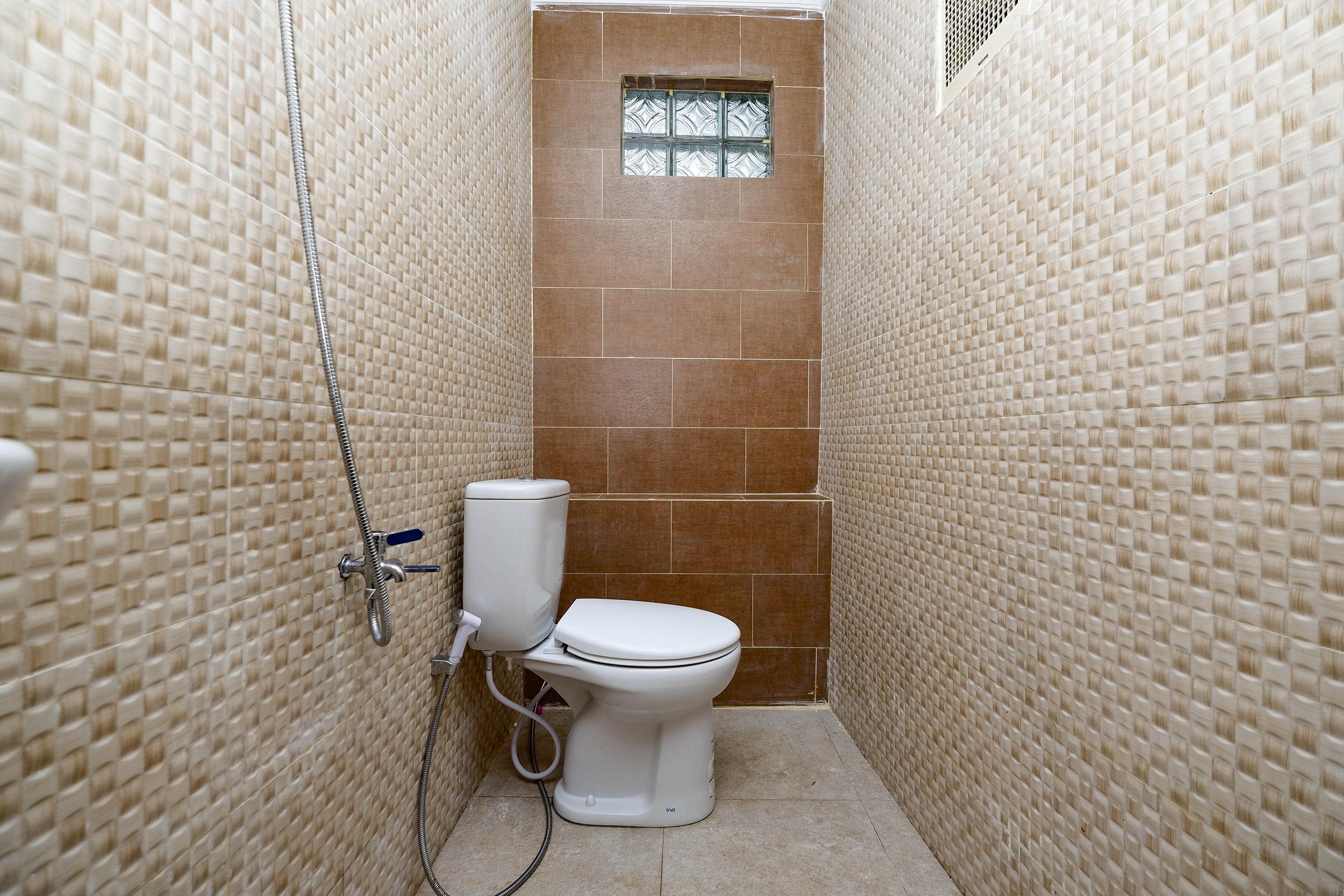 Oyo 2240 Simpang Tujuh Residence Kudus Exterior photo